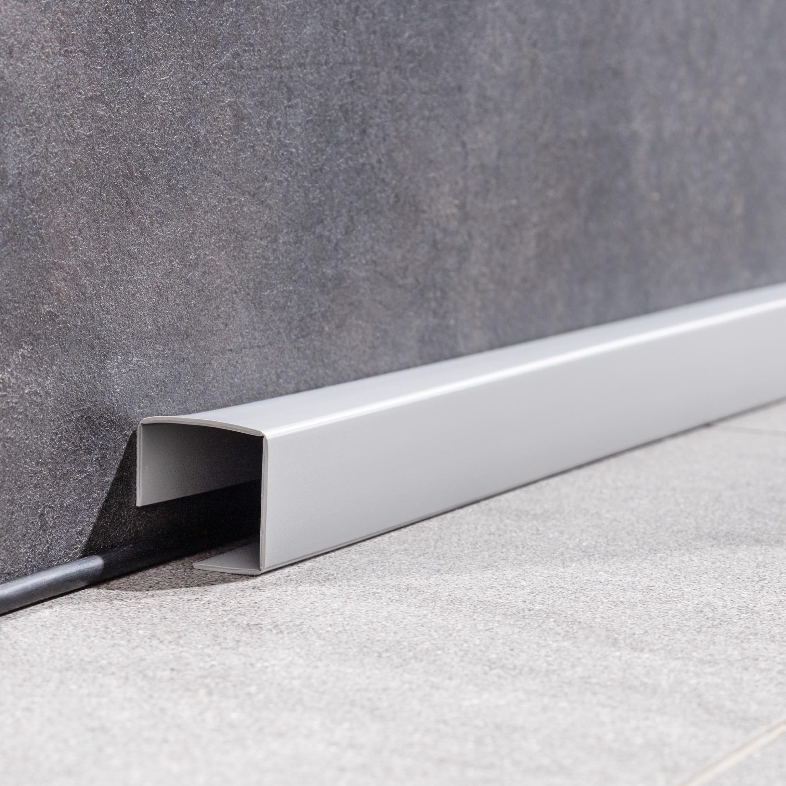 Quest listwa przypodłogowa 4w1 PVC 95 mm samoprzylepna – brązowy, 25 m