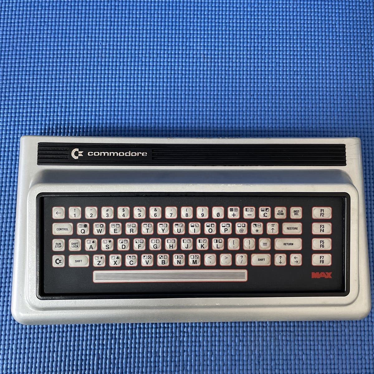 Amazon.co.jp: commodore MAX-04 マックスマシーン 本体 : おもちゃ