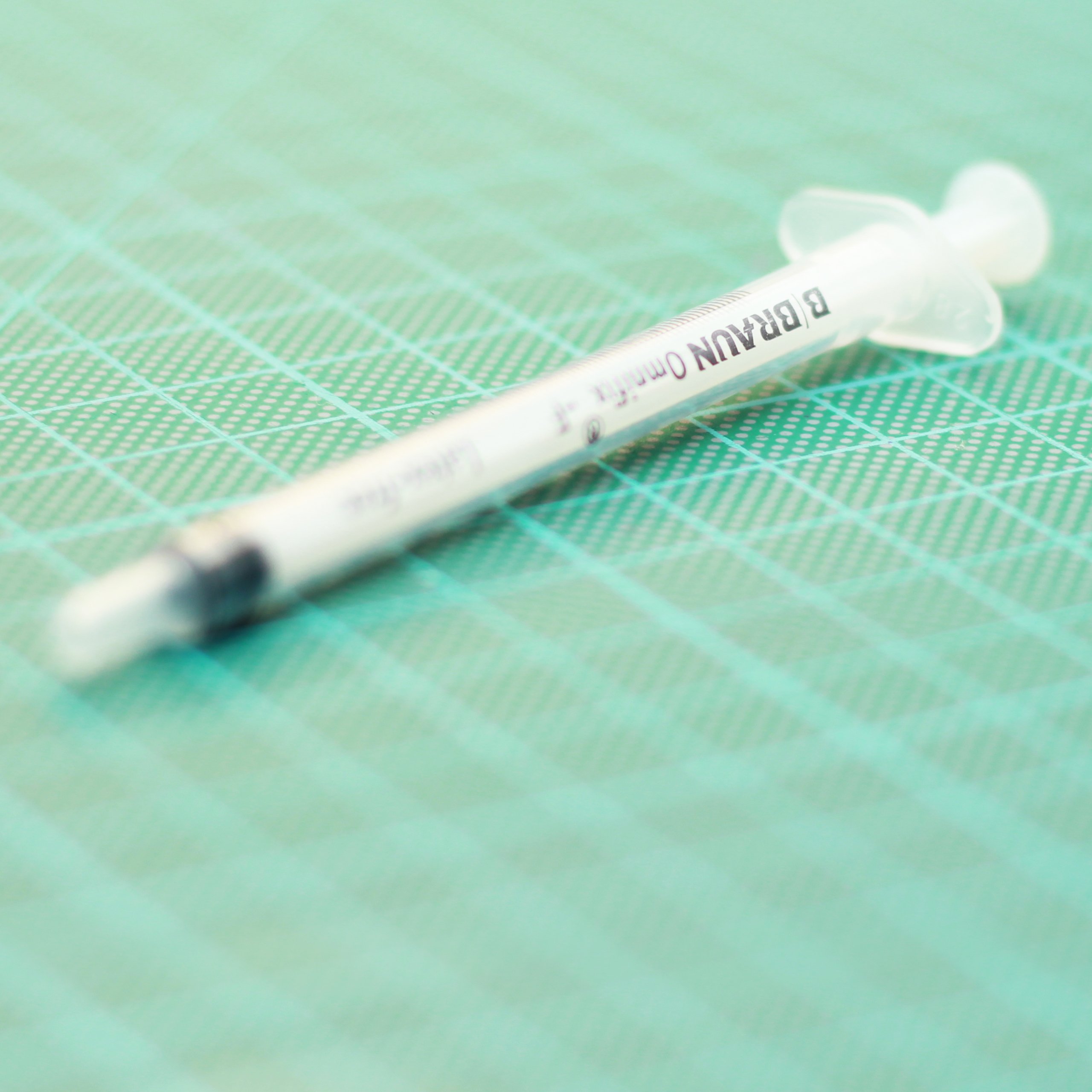 Strzykawki jednorazowe, 10 x 1 ml, różne ilości – 10, 20, 50 sztuk strzykawek dozujących i 50 sztuk, pojedynczo zapakowane sterylnie