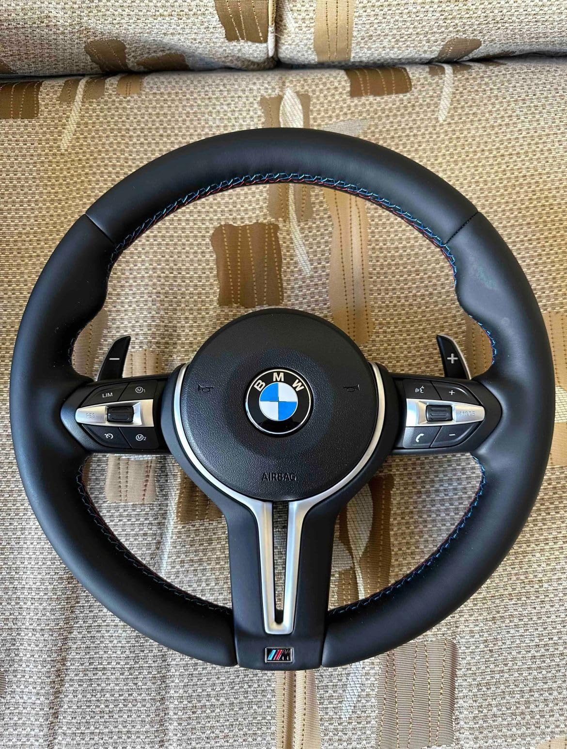 Volante sterzo per BMW M, nero e argento, con comandi audio e pallet al volante