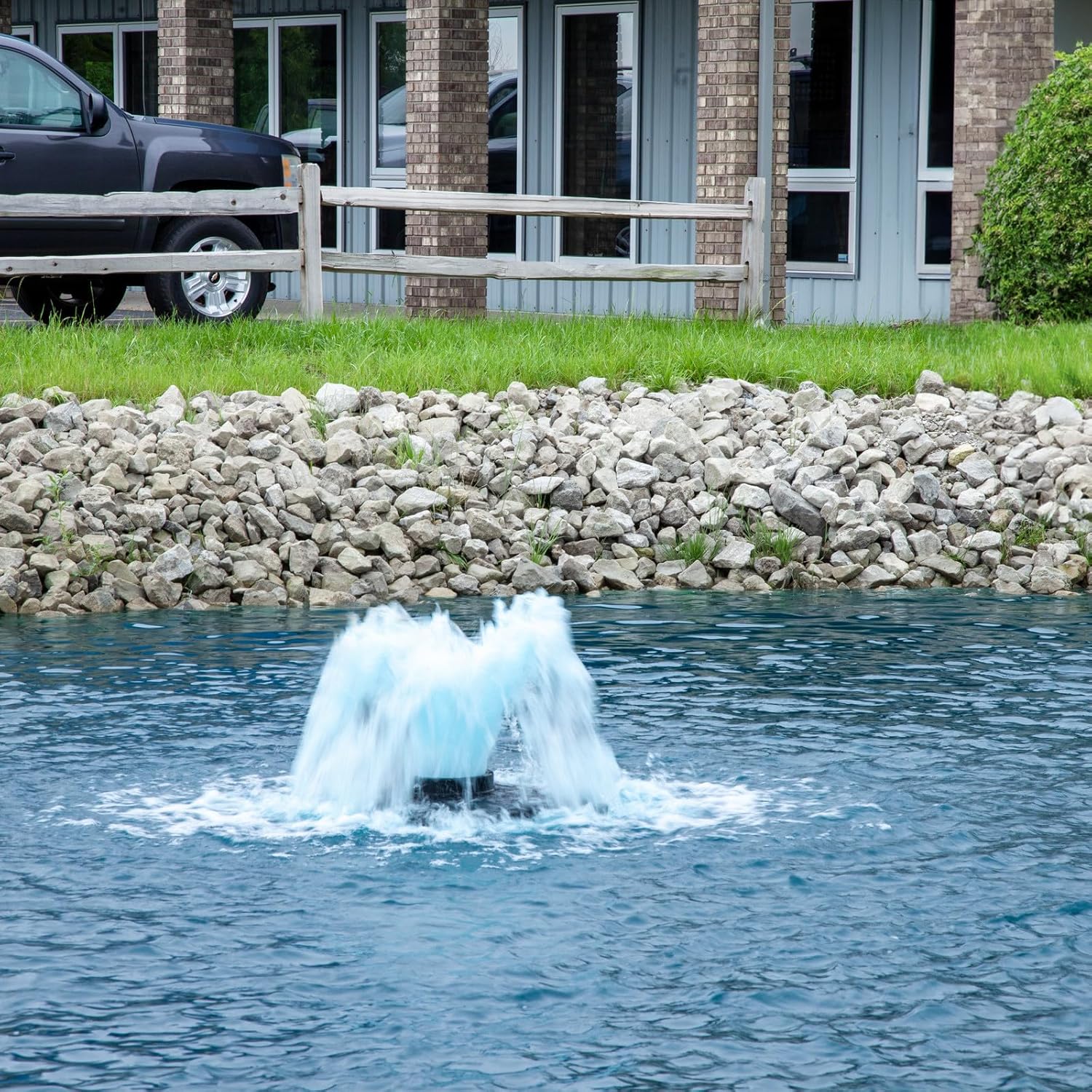 Scott Aerator Boilermaker 1/2 HP 230V Surface Unit with 70ft Electric Cord � High-Volume Water Circulator for Small & Large Ponds