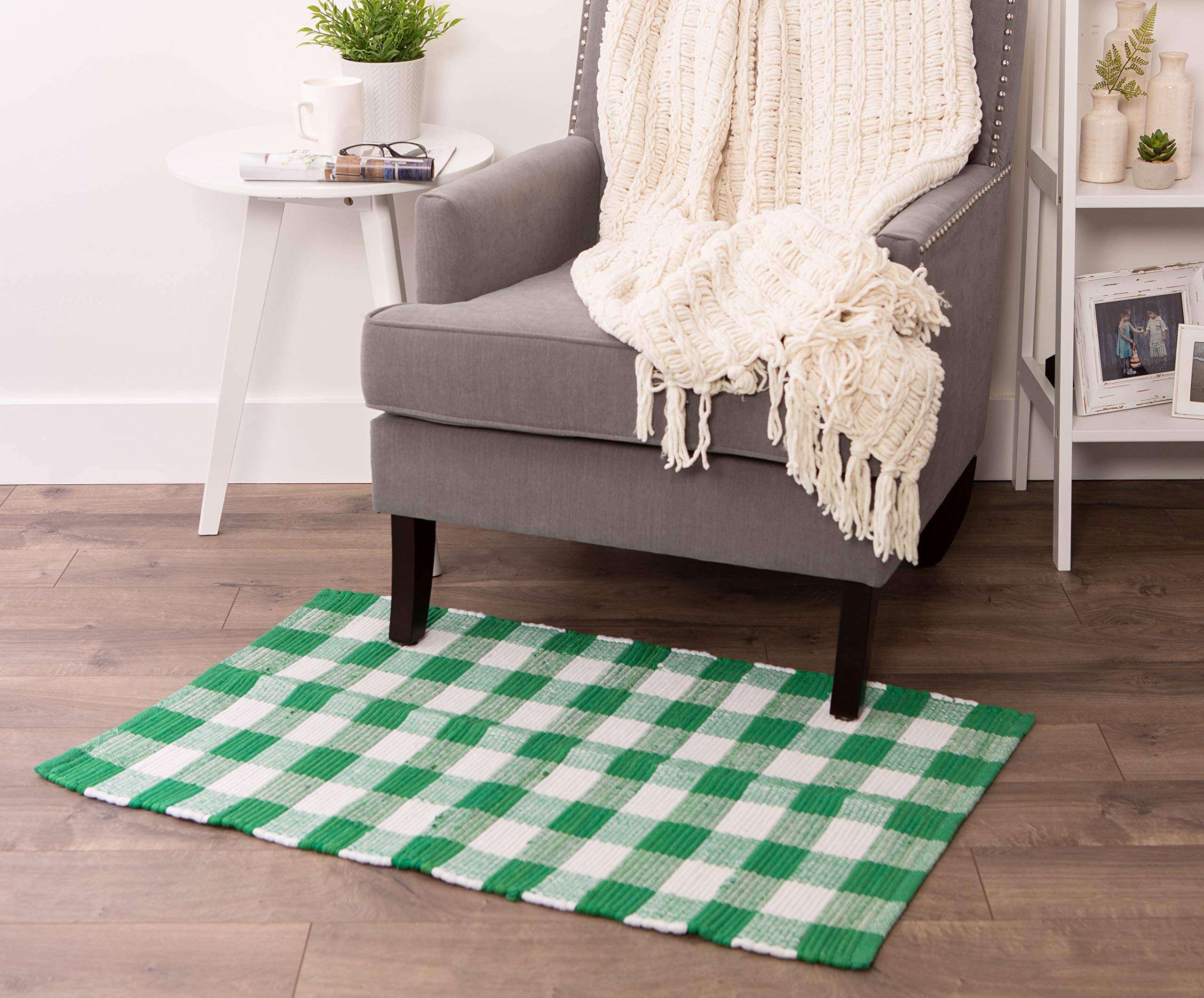 DII Intérieur Handloomed Coton Tissé réversible Buffalo Check Zone Tapis pour Chambre à Coucher, Salon, Cuisine, Vert et Blanc, 26 x 40