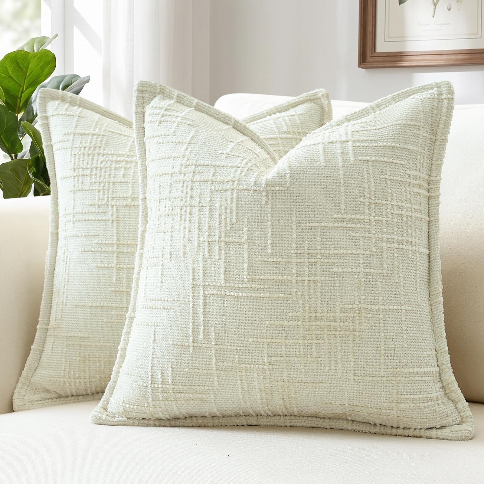 Sungeek Pack of 2 Cream White Chenille Textured Decorative Cushion Covers, Soft Cozy Bound Edge Design Cushion Case, Solid Farmhouse Square Pillow Case for Couch Sofa Bed Living Room, 40x40cm