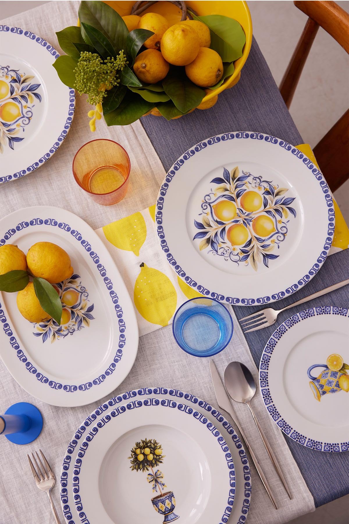 Elegante juego de vajilla de 26 piezas, 100% porcelana, color blanco/amarillo/azul, incluye platos, cuencos y platos, apto para lavavajillas y microondas