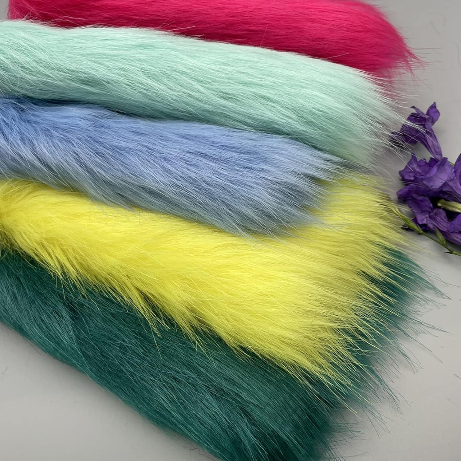 18 Colors Fuzzy Faux Fur Fox Fabric 45x60cm Long Pile Soft Furry Fur Fabric Cutting for DIY Crafts(Black)