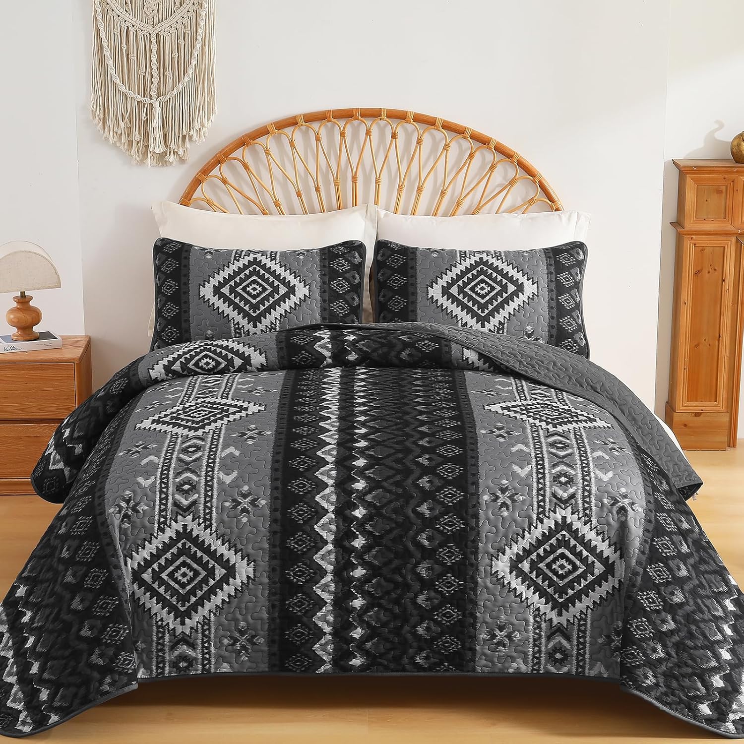 Dintszyayue Boho Quilt Set Queen Size,3 Pieces Aztec Texture Bedspread Black Grey Western Coverlet Set Soft Lightweight Bed Cover for All Season Geometric Bedding with 2 Pillowcases(Black,96"x90") - Image 4