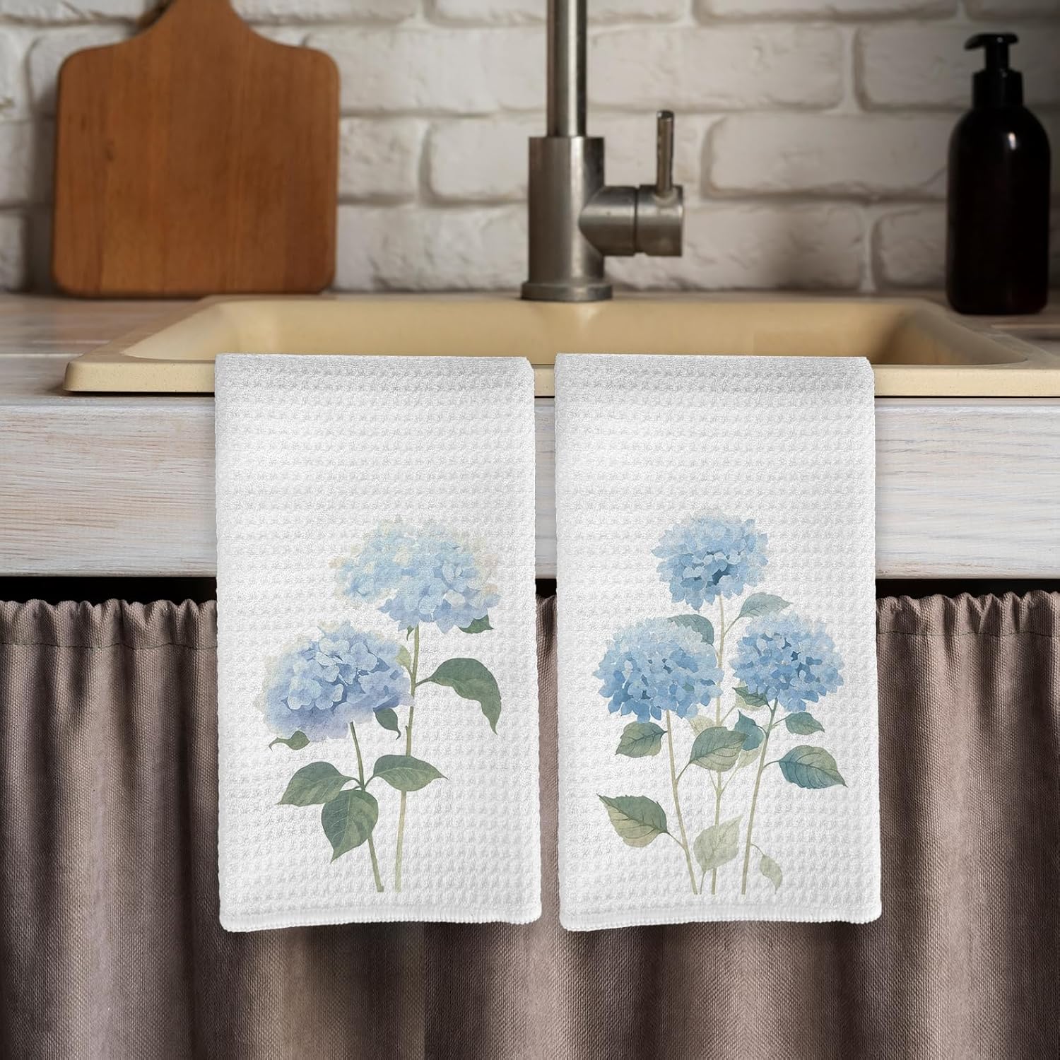 Hydrangea Floral Kitchen Towels, Blue Floral Kitchen Towels Decorative Set of 2, Hydrangea Gifts, Modern, Rustic Style, Polyester Waffle Material, 16 x 24 Inches - Image 6