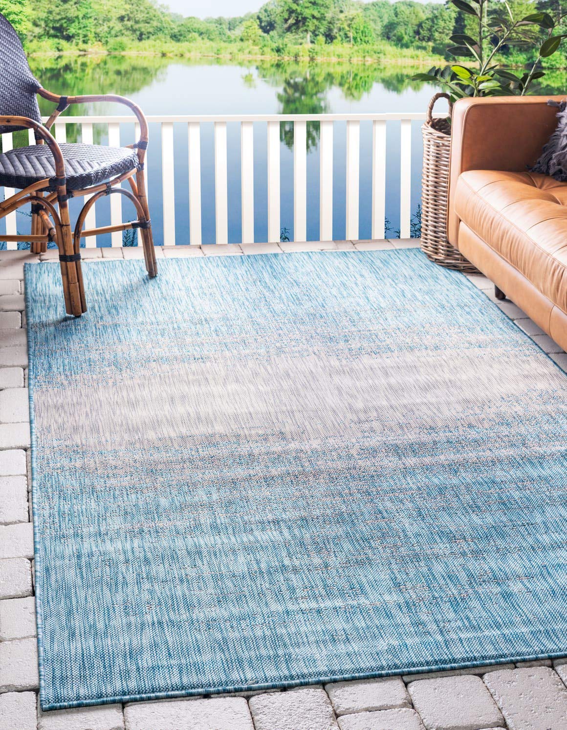 Unique Loom Outdoor Modern Collection Area Rug - Ombre (7' 1" x 10' Rectangle, Aqua/ Ivory)