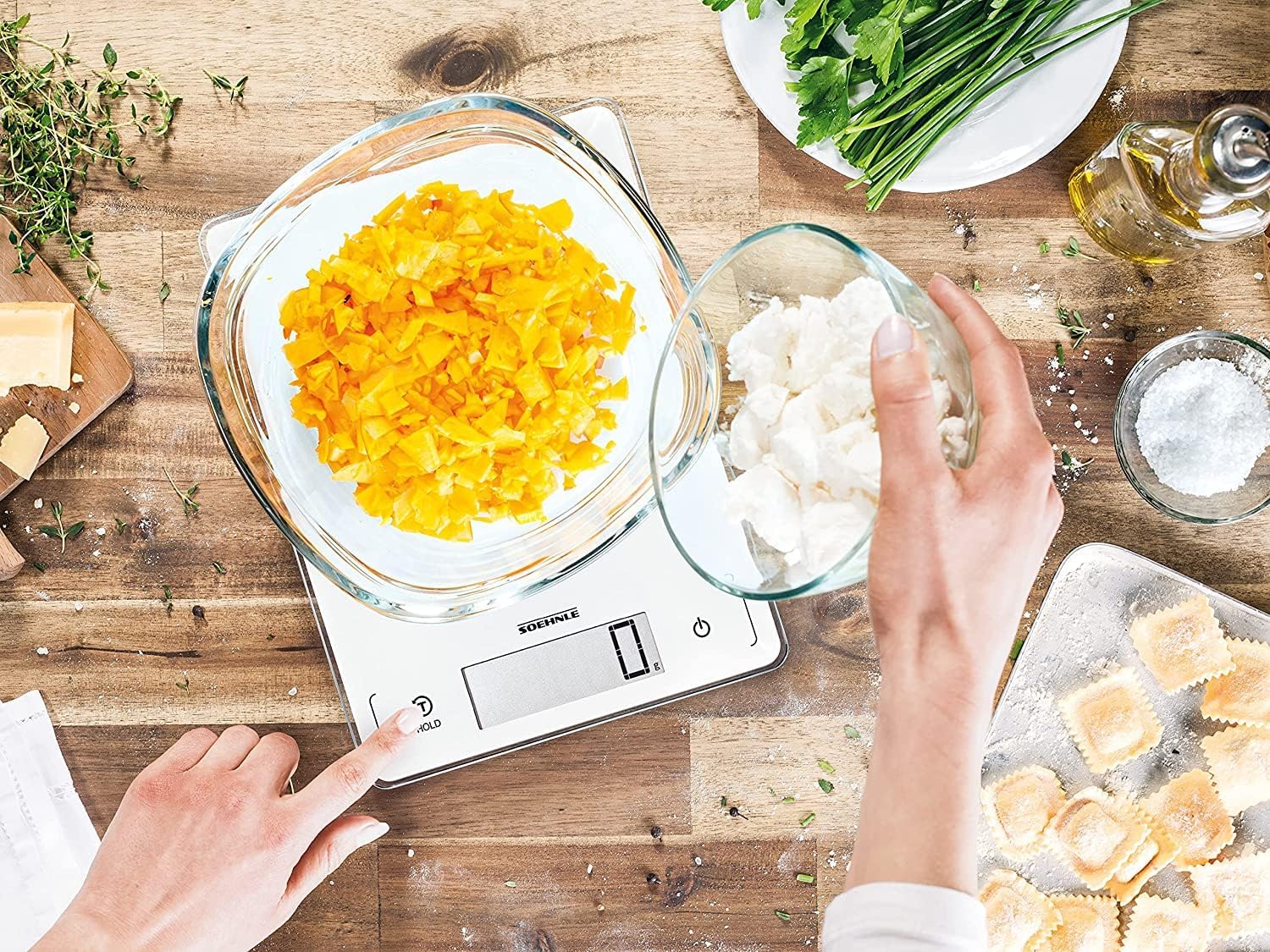 Soehnle Page Profi 300, Digital Food Scale for Cooking and Meal Prep, Kitchen Weighing Scale with LCD Screen, Food Scales Weighing up to 20 kg