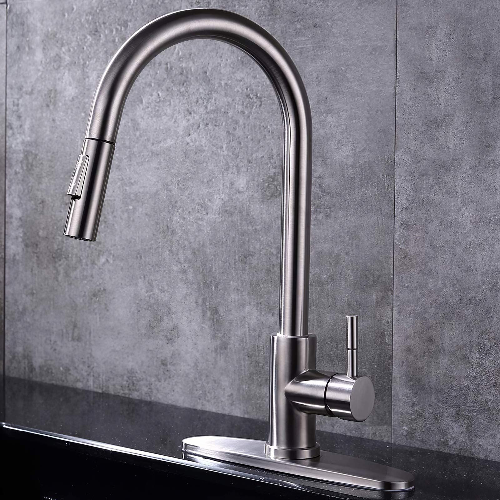 Kitchen Sink Faucet Single Handle Brushed Nickel, 360° Rotation Stainless Steel Kitchen Sink Faucets with 2 Functions Pull Down Sprayer, with Deck Plate.