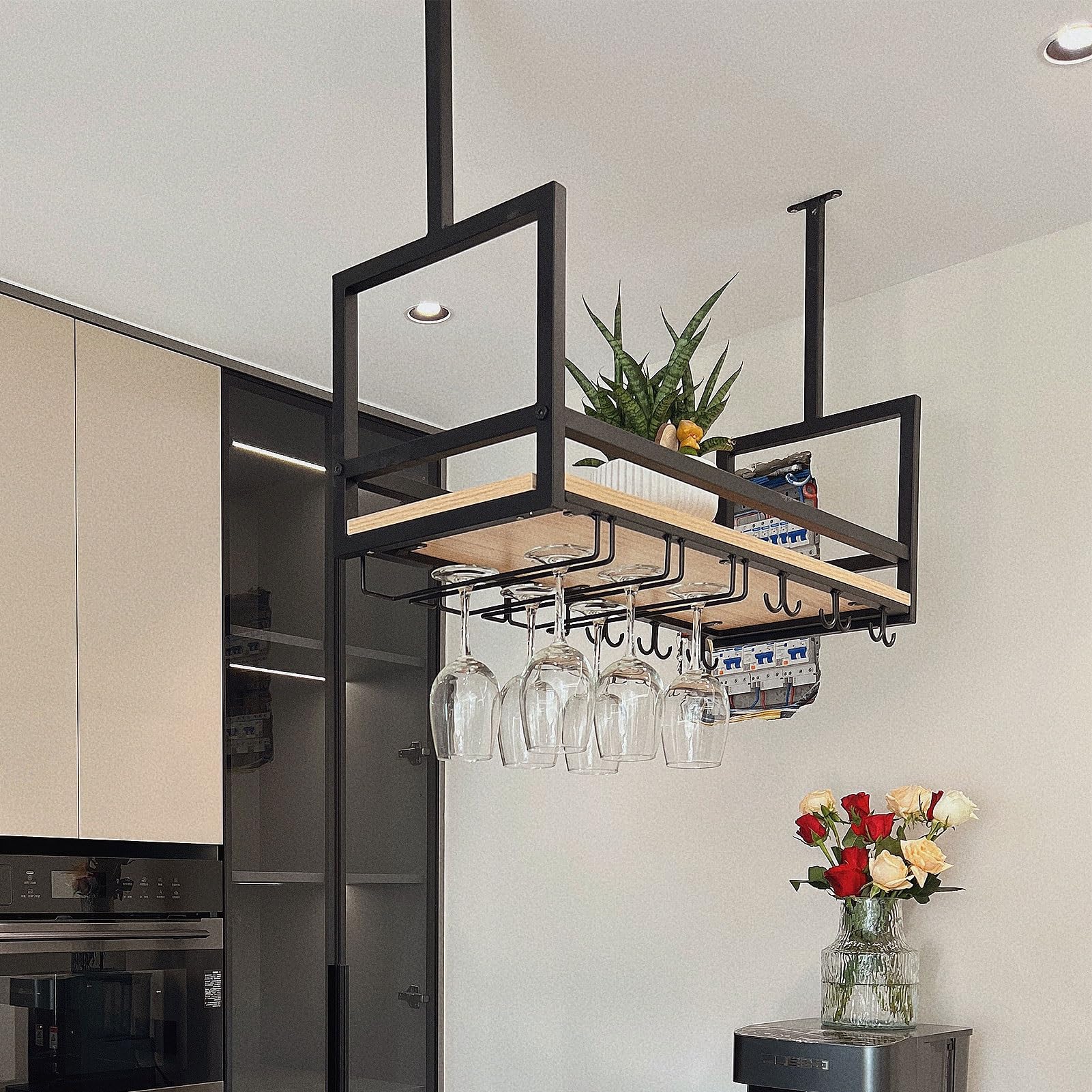 Casier à vin mural moderne en métal noir 100 cm avec porte-bouteille et porte-gobelet de cuisine