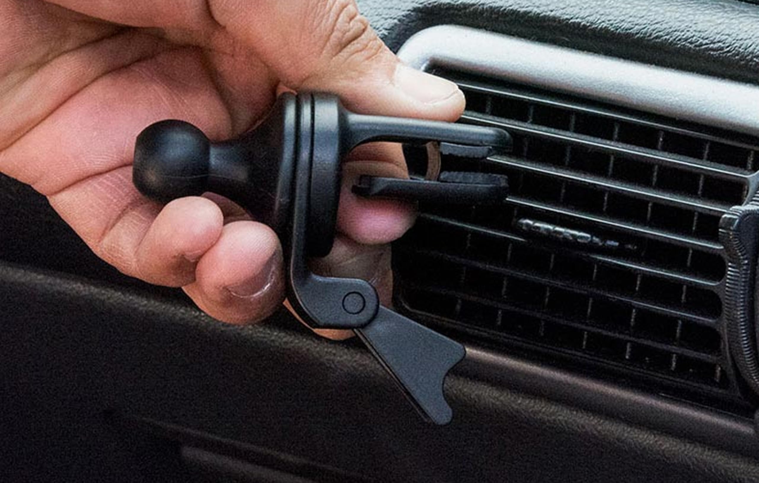 AutoExec Reach Schreibtisch-Rücksitz, Linke Seite für Ihren Fahrzeug-Arbeitsplatz und Ihr mobiles Büro, schwarz, mit Handy-Entlüftungsclip