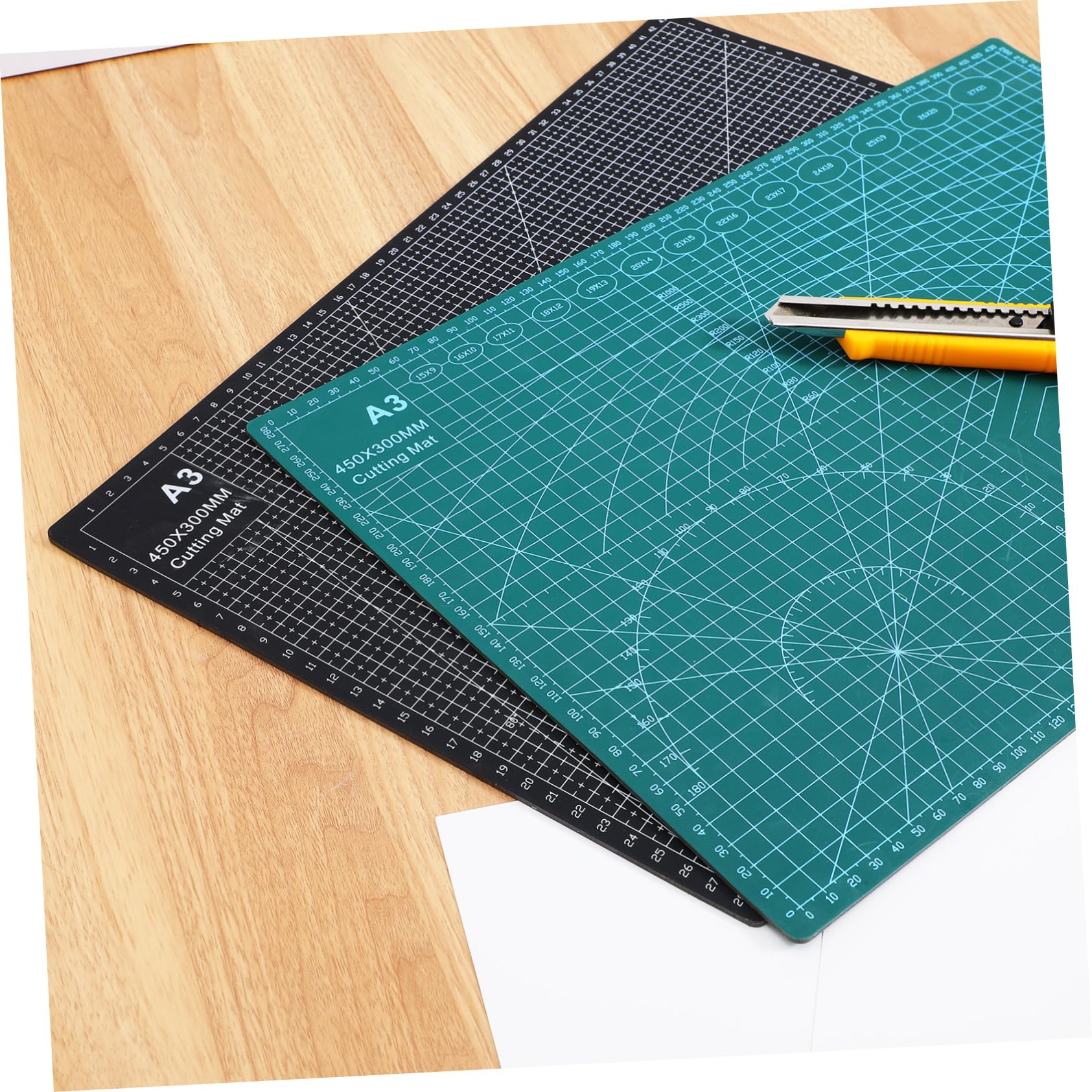 Schneidematte aus Pvc mit Beidseitigem Raster und Klaren Messangaben 2 Stück für Nähen und Basteln zu Hause