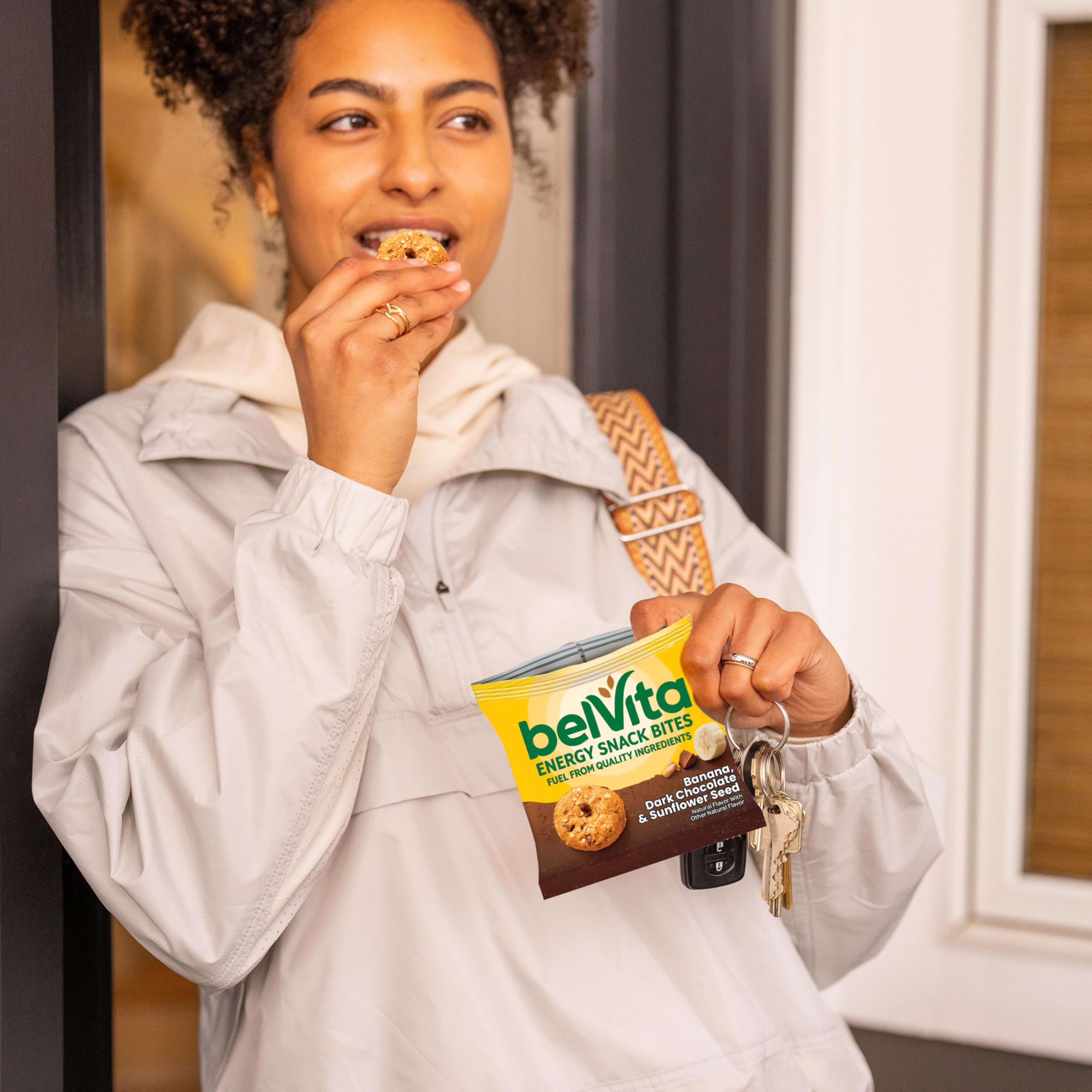 belVita Energy Snack Lot de 15 paquets de collations variées, banane chocolat noir et graines de tournesol, myrtille et graines de tournesol