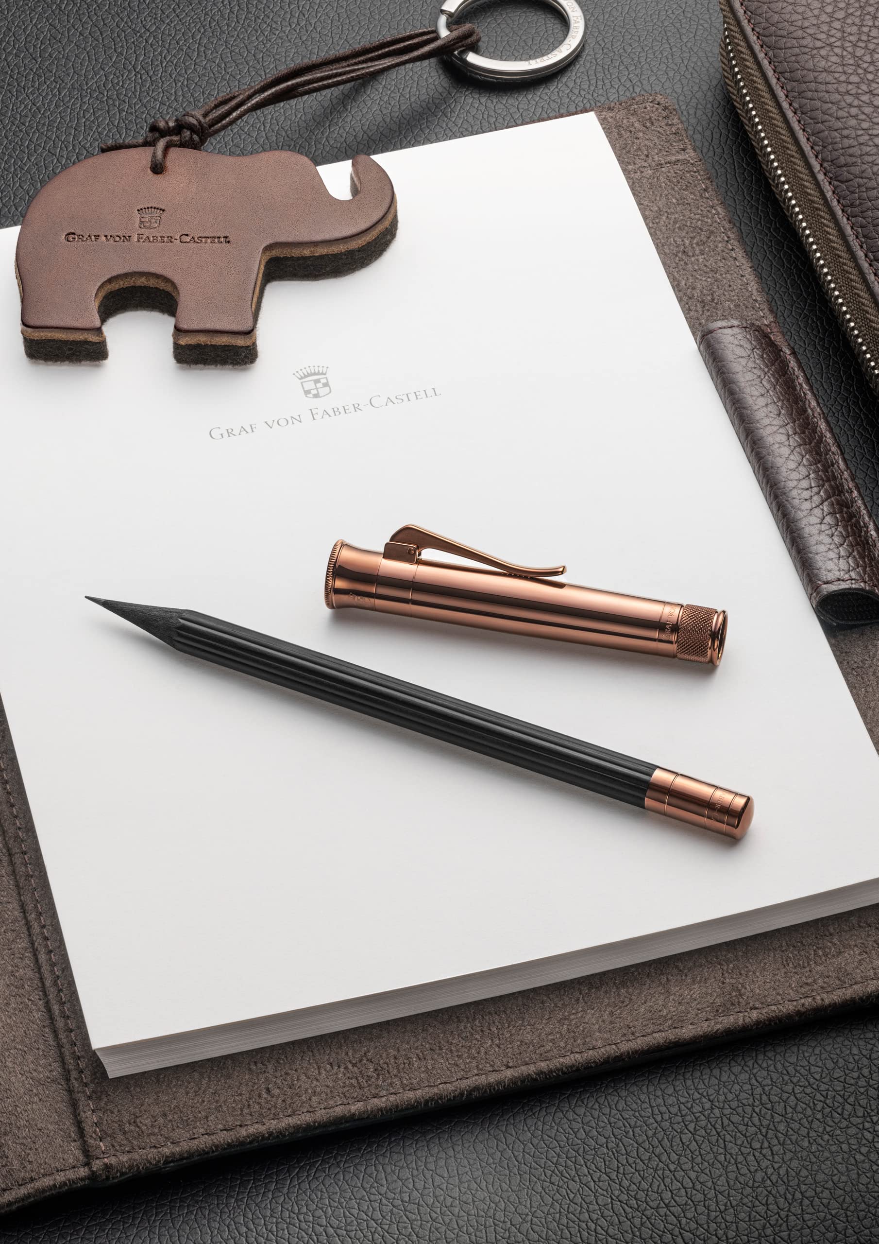 Graf von Faber-Castell 118536 - Matita perfetta marrone, durezza B, con temperino incorporato, gomma e cappuccio per l'allungamento