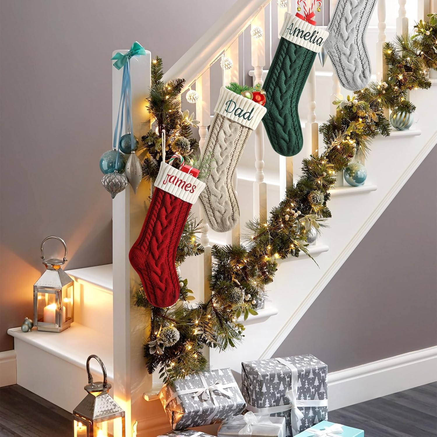 Personalisierte Weihnachtsstrümpfe, 45,7 cm, große benutzerdefinierte Socken mit gesticktem Namen, gestrickter Weihnachtsstrumpf für Kinder, Urlaub und Familie, Socke für Kamin, Weihnachtsfeier