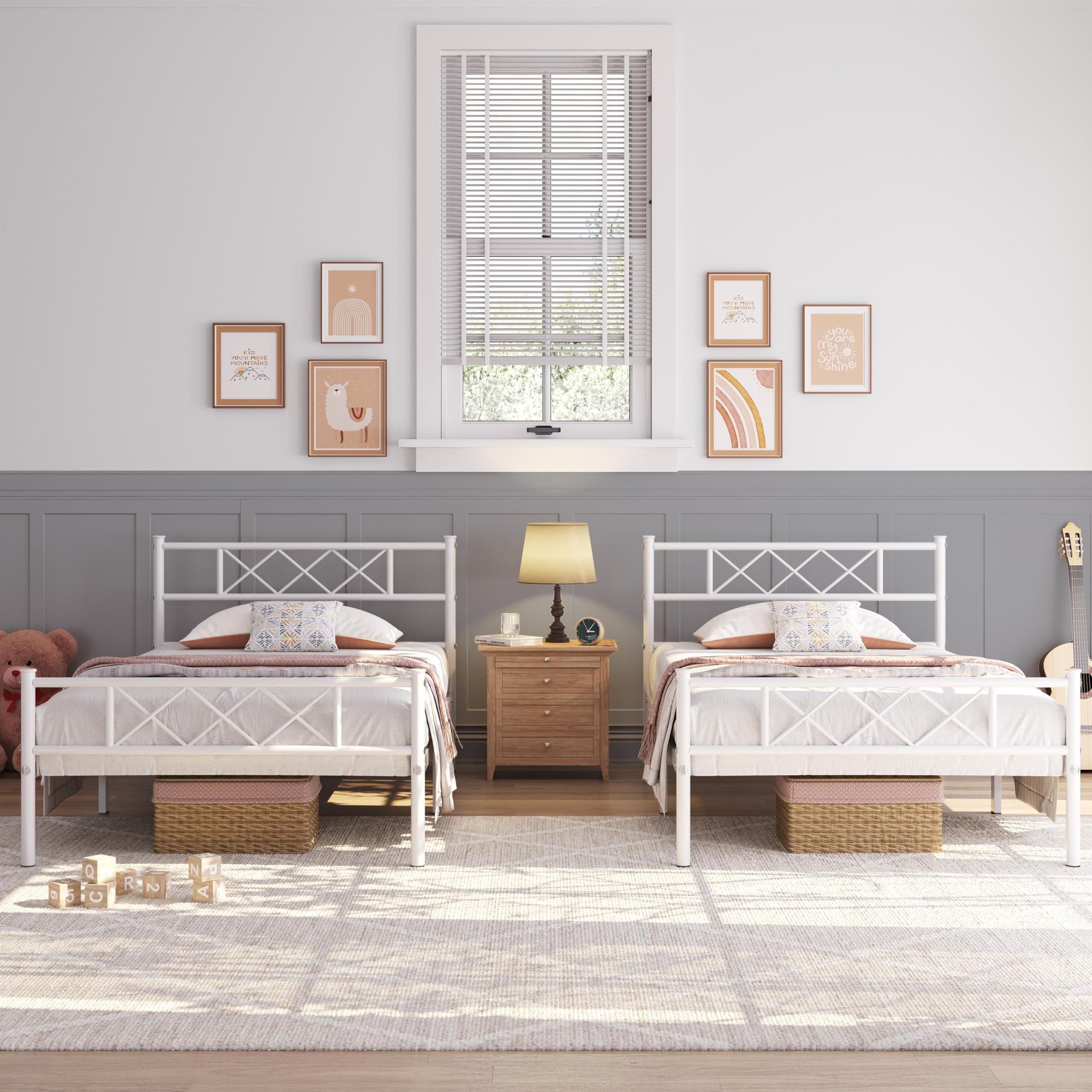【hy100602】socph bed double Amazon.com: Harper & Bright Designs Twin Canopy Bed with