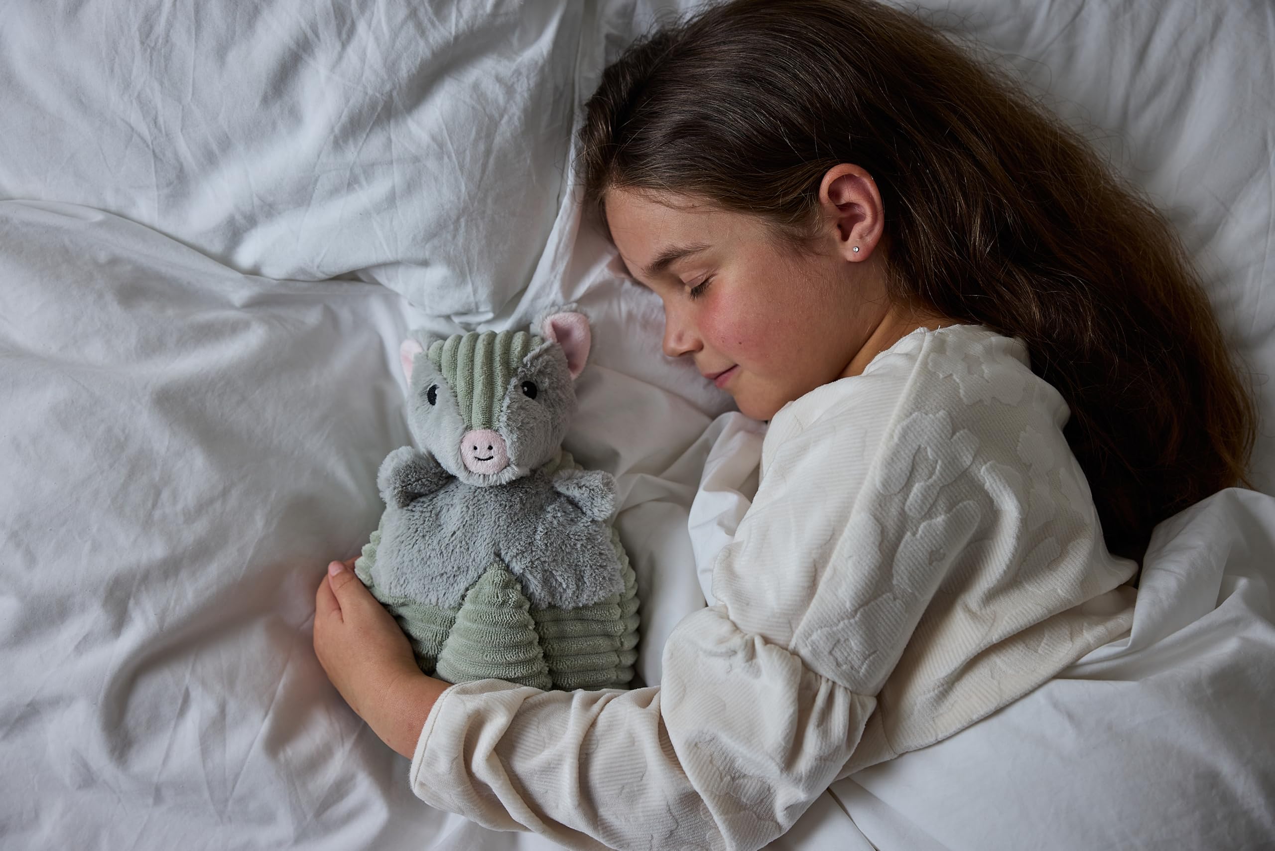 Warmies Armadillo - Peluche de gran tamaño, totalmente apto para microondas y con peso para ansiedad, enfriar en el congelador o calentar en el microondas, cojín de calor suave