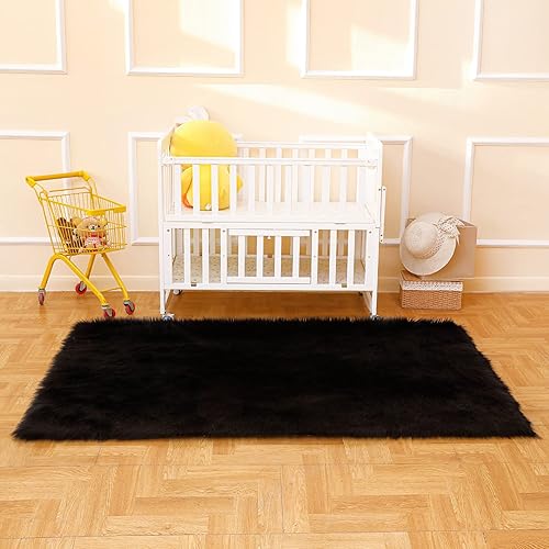 Miniatura 155 de Alfombra blanca de piel sintética de piel de oveja de 2 x 6 pies, alfombra mullida súper suave y esponjosa utilizada para dormitorio, suelo de Blanco