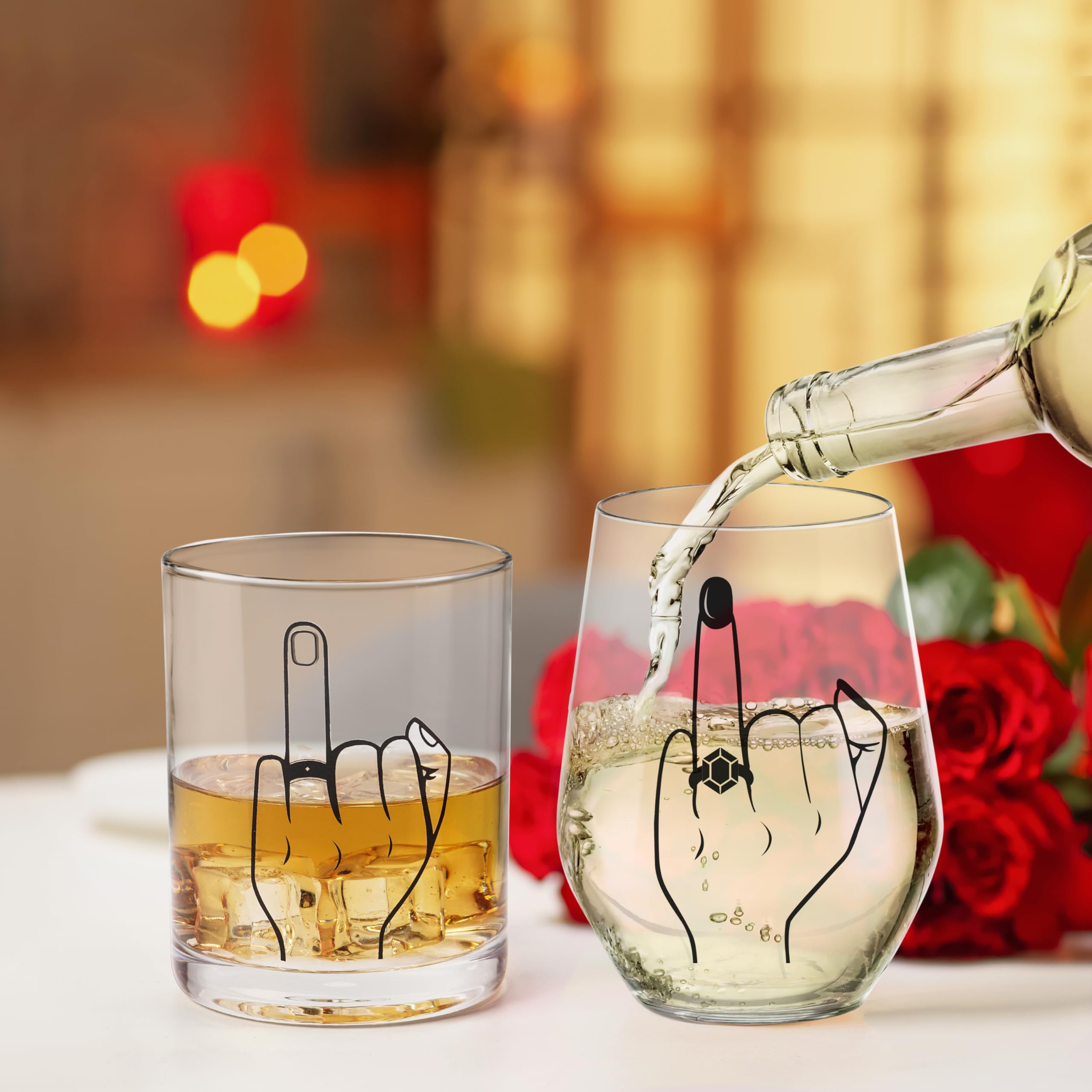Winter Shore Geschenk zur Verlobung Whiskey- & Weinglas Hochzeit Set [2er-Pack] - 450 ml & 550 ml Verlobungsgeschenk Glas, Lebensmittelecht & BPA-Frei - Jubiläums- & Hochzeitsgeschenke für Brautpaar
