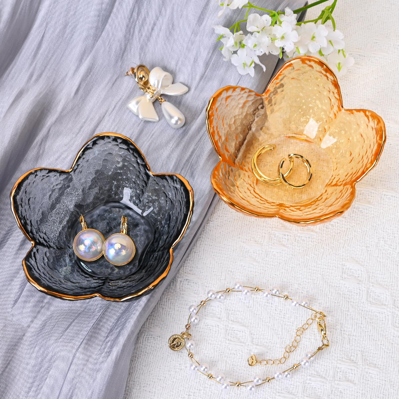 SIRLOMU Lot 4 Cadres Flottants Noirs Pour Bijoux – Présentoir à Pièces 7×7×2 Cm – Exposez Bagues, Colliers, Médailles En 3D – Support ABS + Feuille PE – Décoration Murale