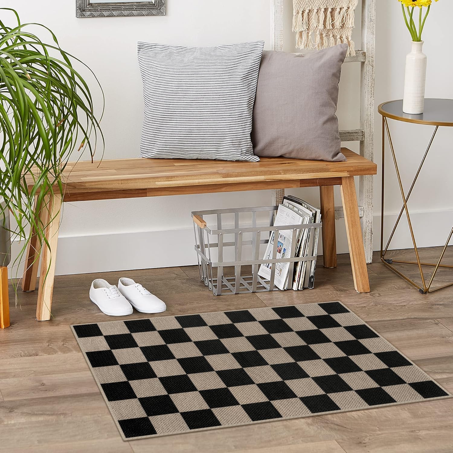 Rugalia Easy Jute Checkered Entryway Rug, 2x3 Black Modern Indoor Outdoor Doormat, Washable Non-Slip Small Kitchen Rug Farmhouse Checkerboard Throw Rugs for Entrance Bedroom Bathroom