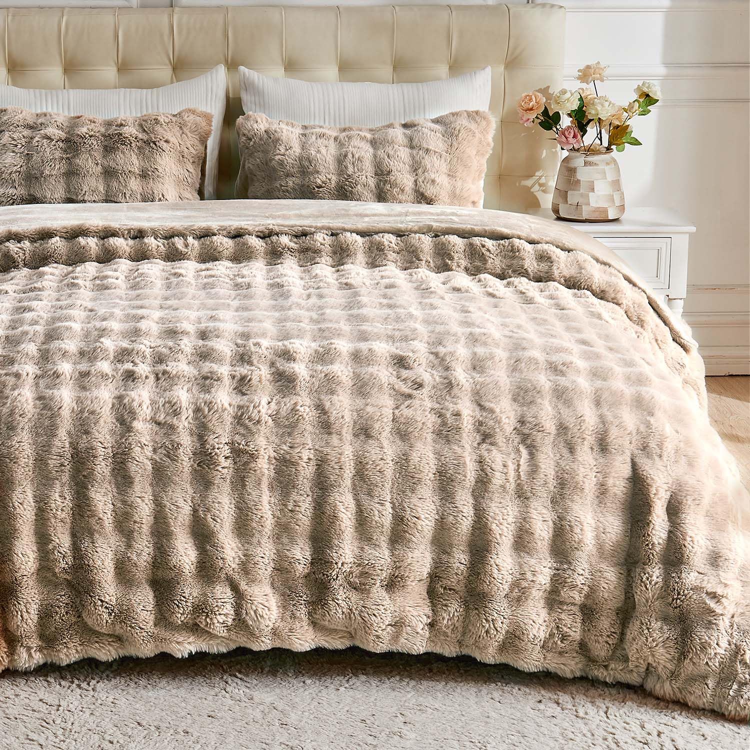 Lotus Karen Fuzzy Fluffy King Size Comforter Comforter Set - Rabbit Fluff Faux Fur Duvet Cover King Linen Plush Fuzzy Furry Bedding Sets 3Pieces(1
