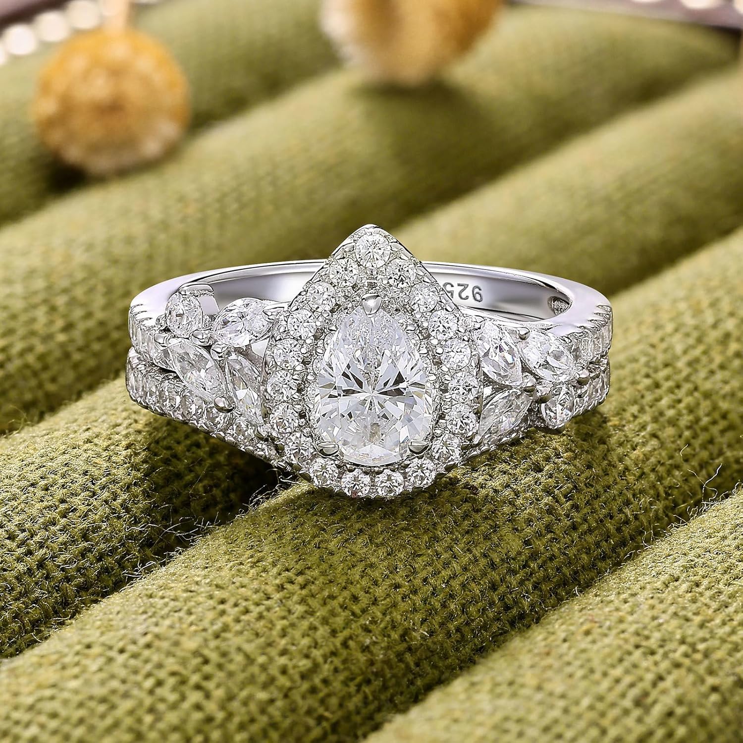 925 Sterling Silver Pear Cut Halo Wedding Engagement Rings Set for Women Bridal Ring Sets AAAAA Cubic Zirconia Promise Band Anniversary Size 5-10