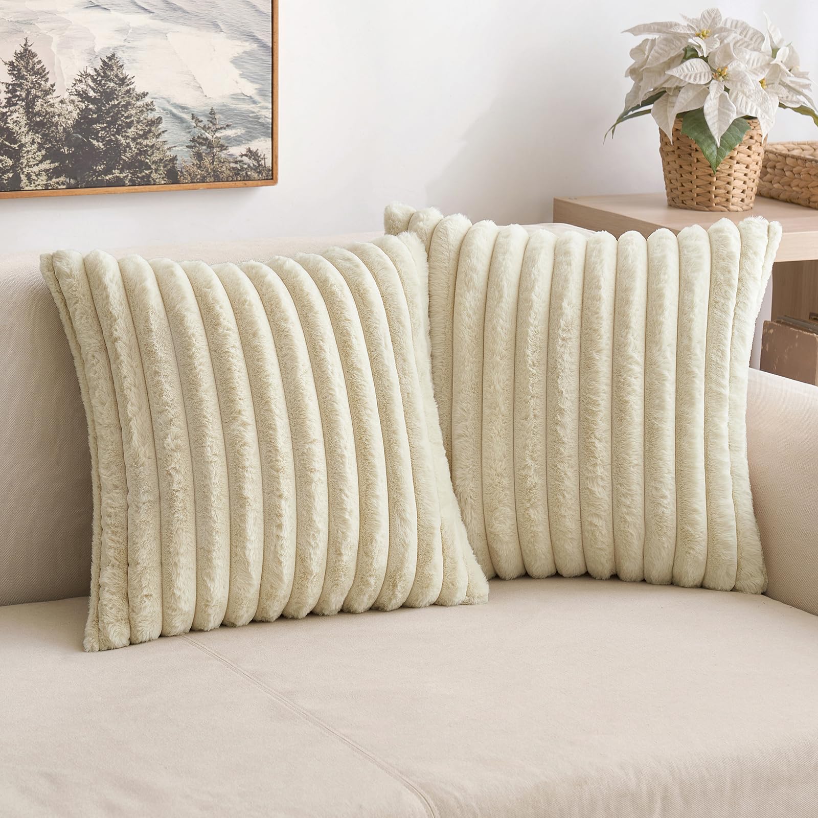 MIULEE Plüsch Kissenbezug 60x60 Deko Flauschige Kissenbezüge Kunstpelz Fell Sofakissen Flauschig Dekokissen Kissenhülle für Wohnzimmer Schlafzimmer Sofa Kuschelkissen Beige 2er Set