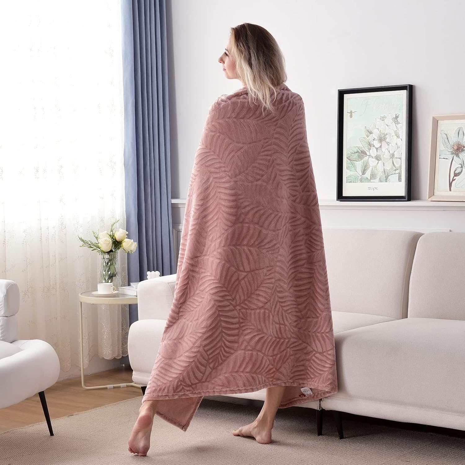 SOCHOW Super Soft Flannel Fleece Bed Blanket, Lightweight Cozy Warm Leaves Textured Plush Blanket as Bedspread Coverlet Bed Cover for All Seasons, 90 x 90 Inches, Dusty Rose