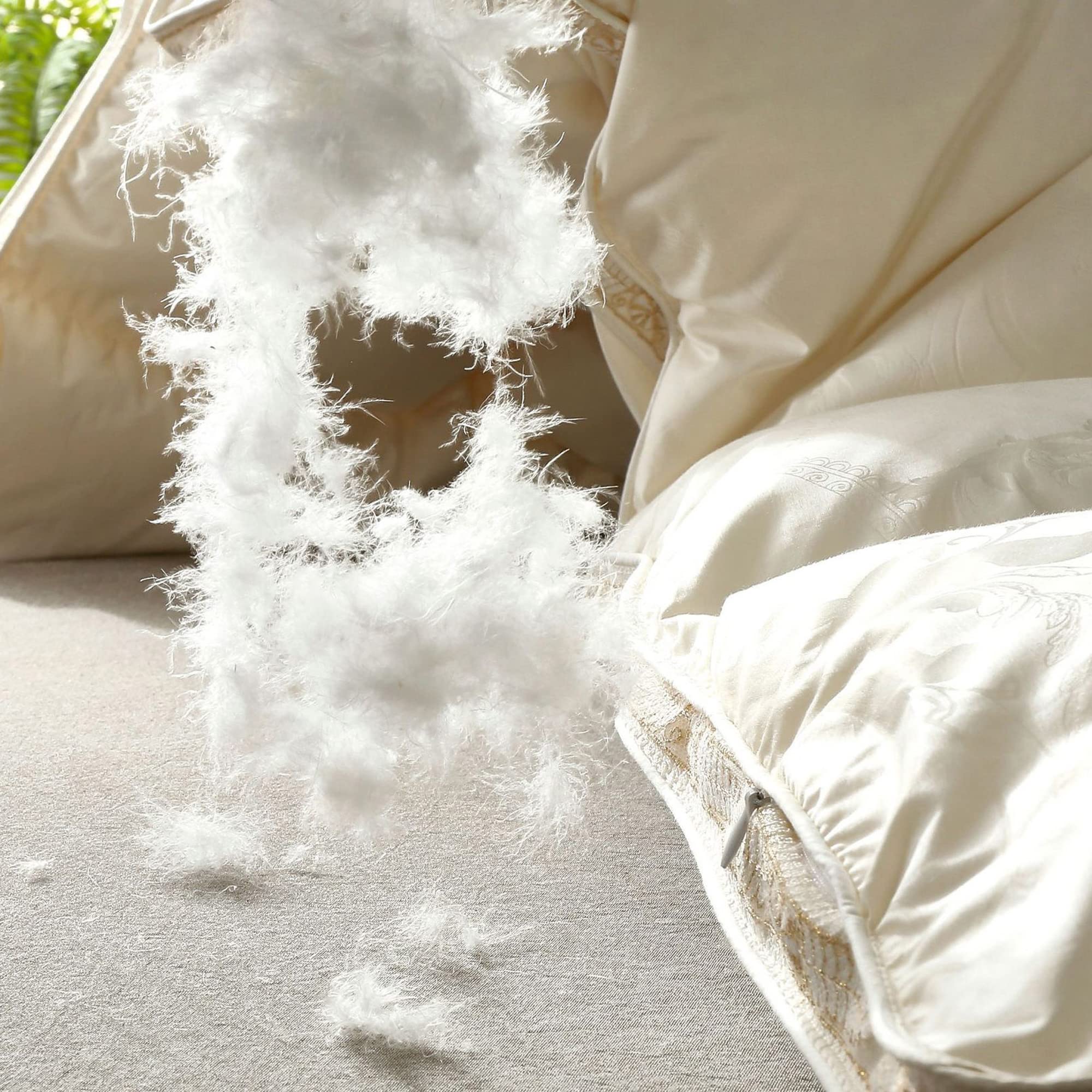 Amazon｜LINGBD 羽毛布団 ハンガリー産ホワイトマザーグース