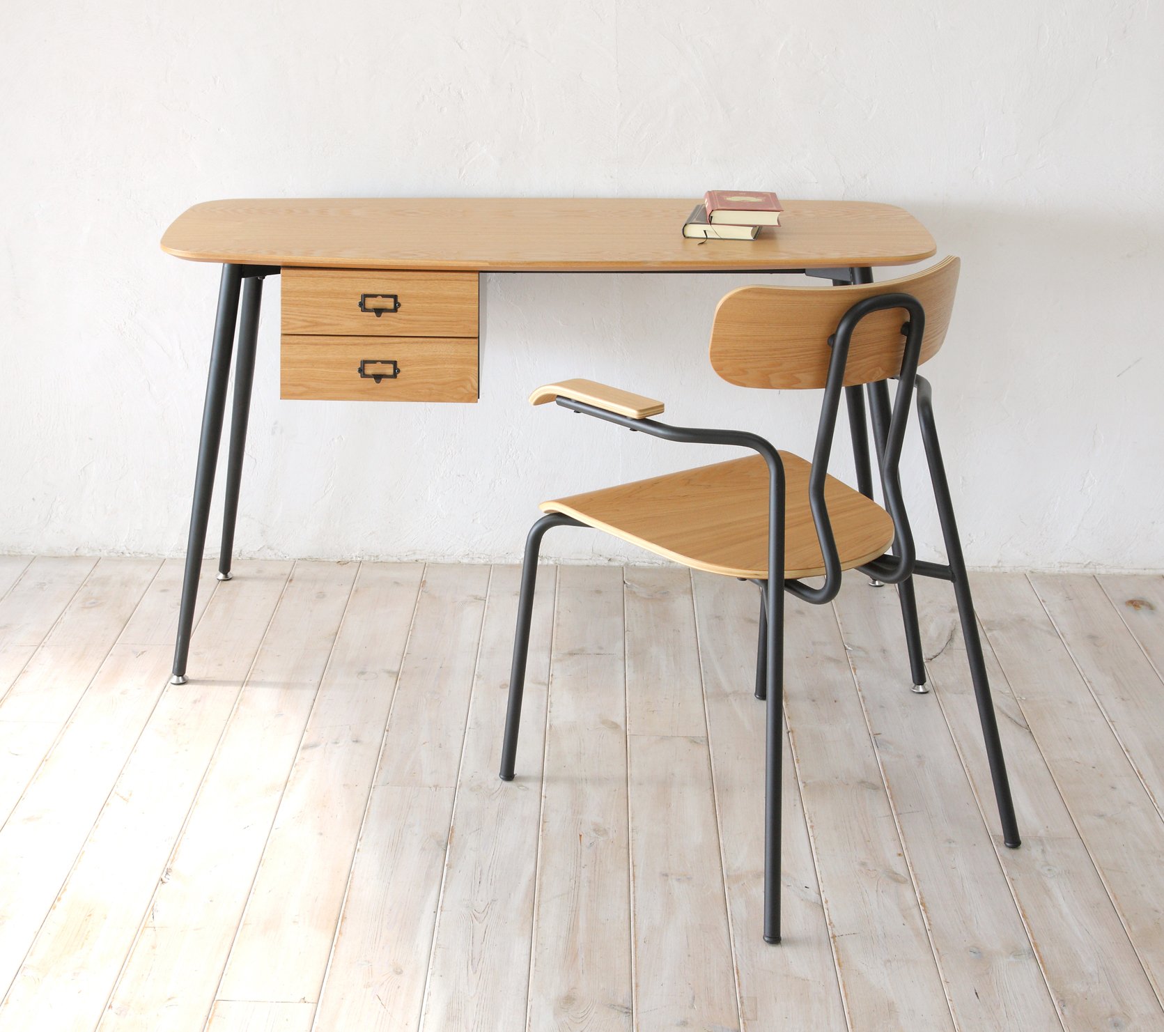 Amazon.co.jp: あずま工芸 クラッシエ アームチェア 幅54.5cm 【2脚