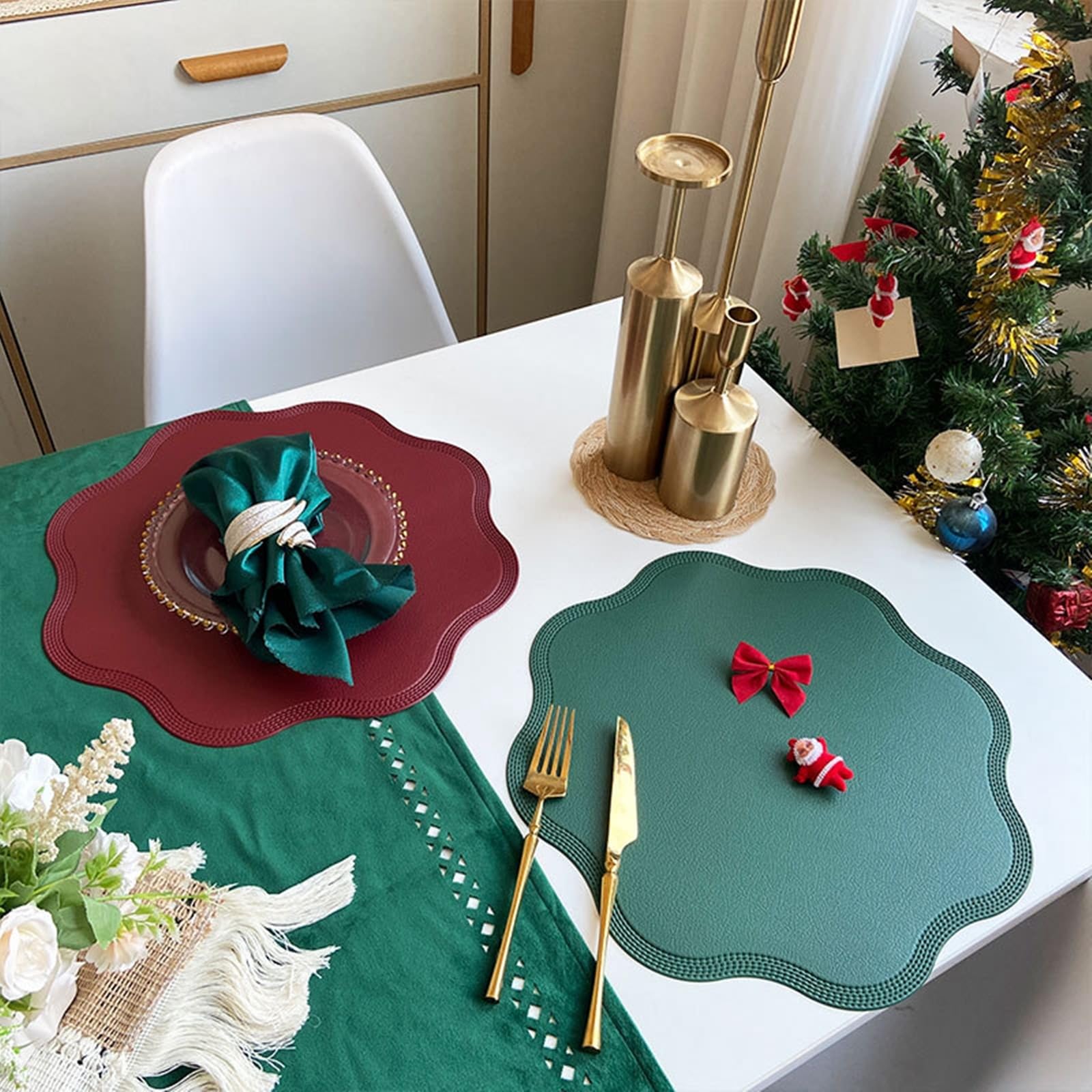 KnSam Juego de 6 manteles individuales navideños de 38 cm, de piel de PVC, lavable, diseño de flores, antideslizante, lavable, verde, para casa, cocina, restaurante y hotel