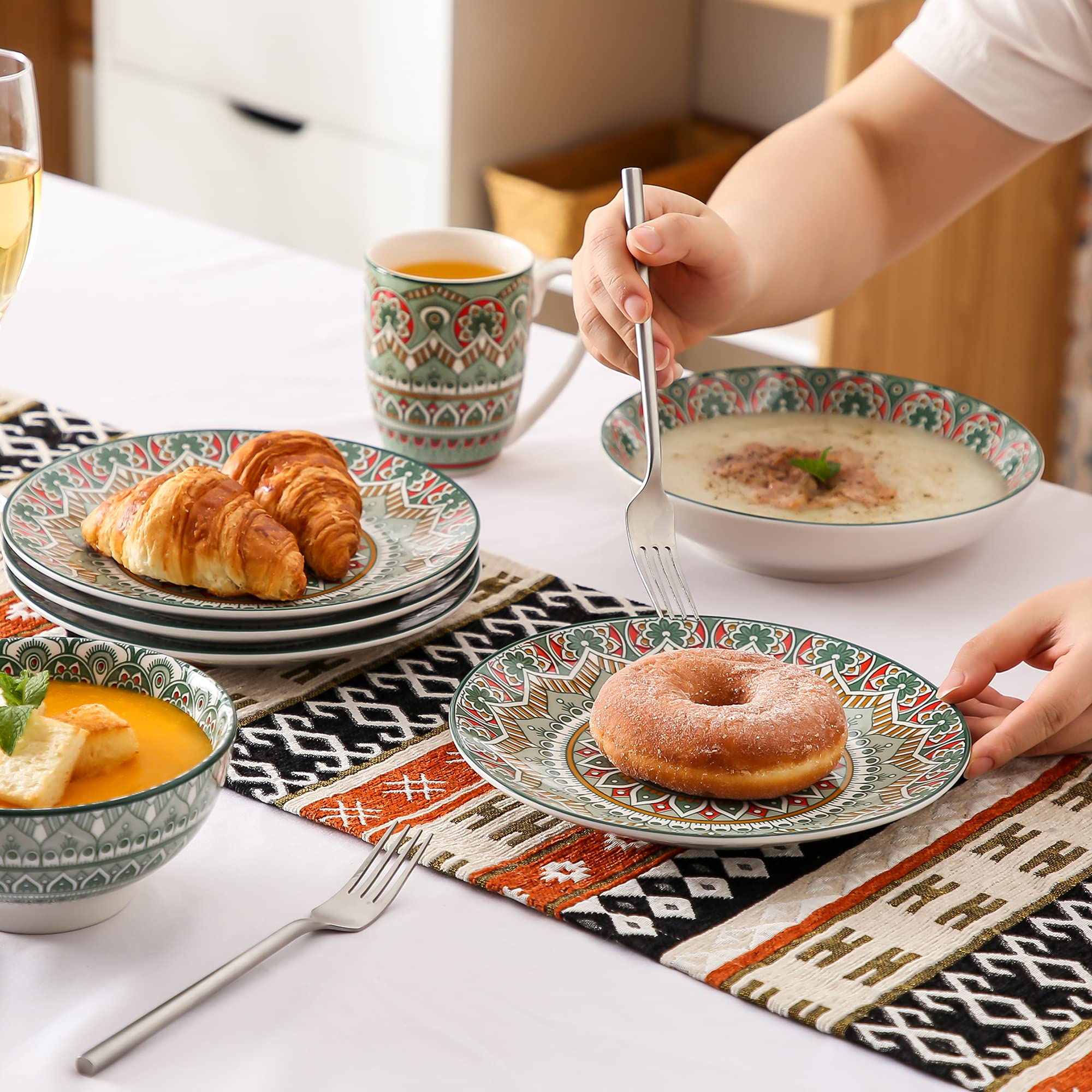 Tafelservice Kuchenteller, vancasso Dessertteller Porzellan, 12 teiliges Kuchenteller Set, MANDALA Serie Ø 21,2 cm Flachteller für Frühstück, böhmischer Stil