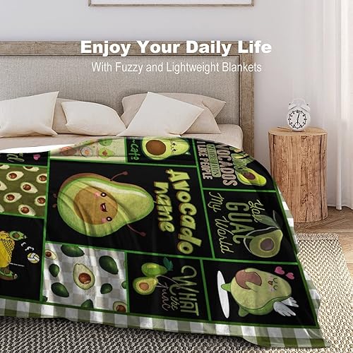 Miniatura 39 de Manta de aguacate personalizada con nombre, 40 x 30 pulgadas, bonita manta para niños, niñas, niños, mantas de felpa suave verde para regazo y silla