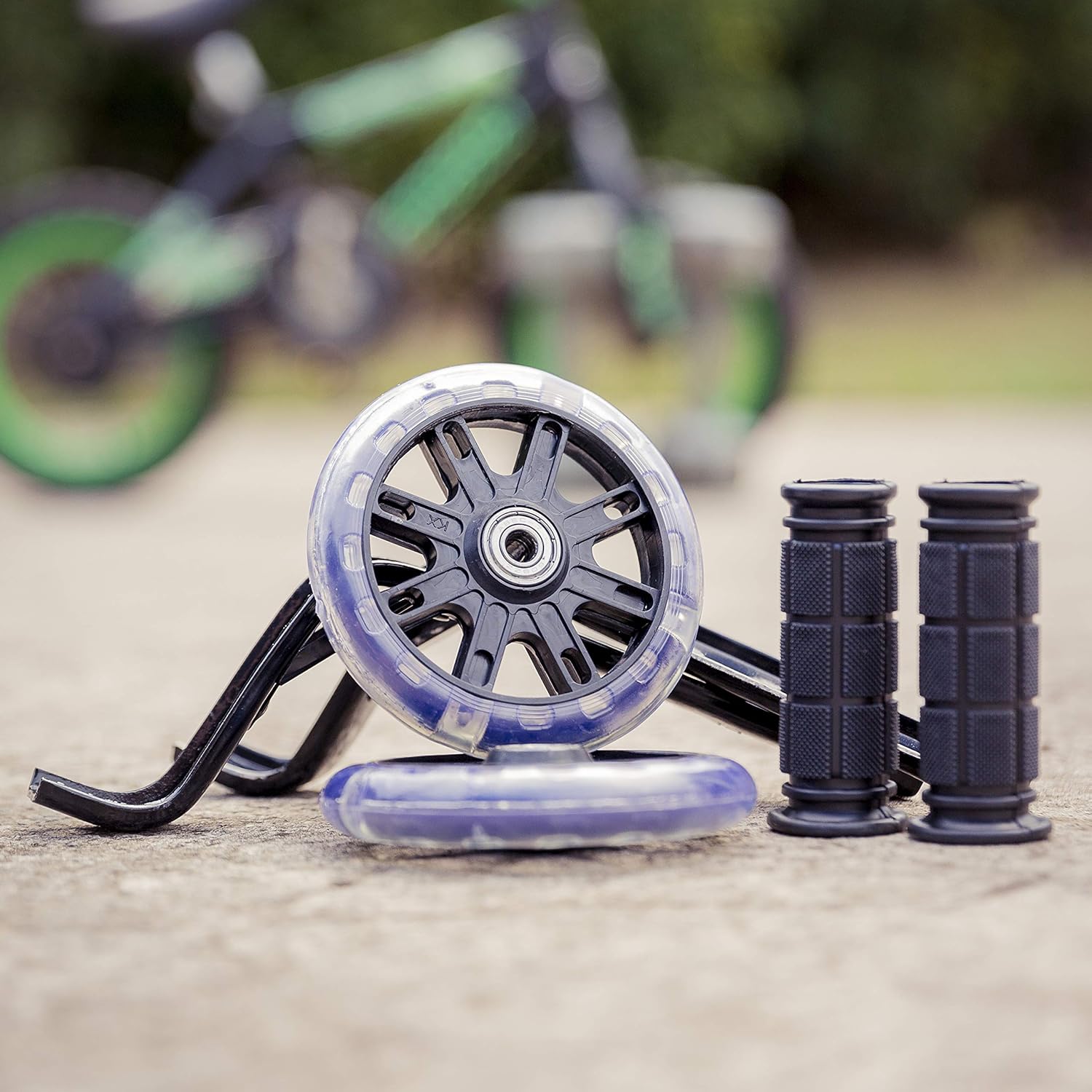 SKYSAB Training Wheels for 12 14 16 18 20 Inch Kids Bikes - Heavy Duty Stabilizers Bicycle Wheel for Boys and Girls Bike - Handlebar Grips and a Bell Accessories for Children Bicycles: Automotive