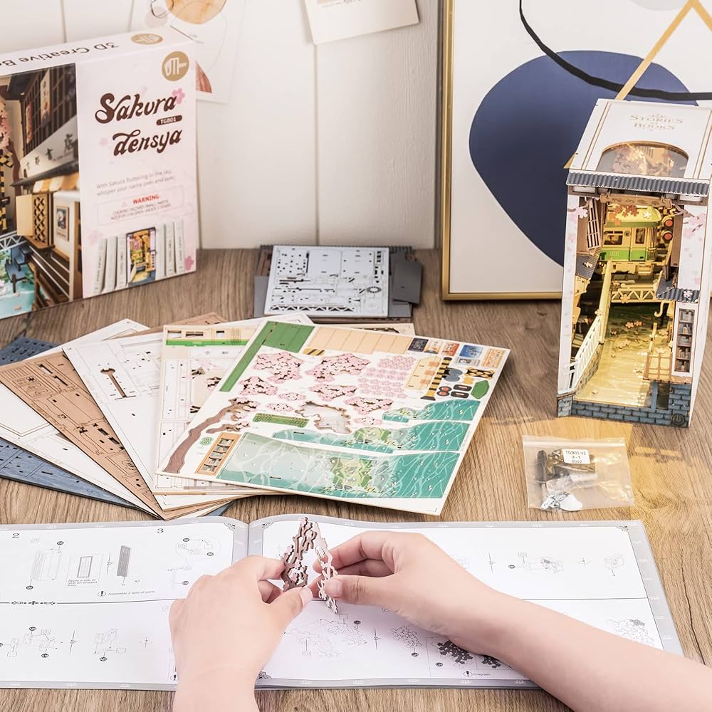 桜の小路 ドールハウス Amazon | Rolife 桜の電車 ミニチュアハウスキットドールハウス