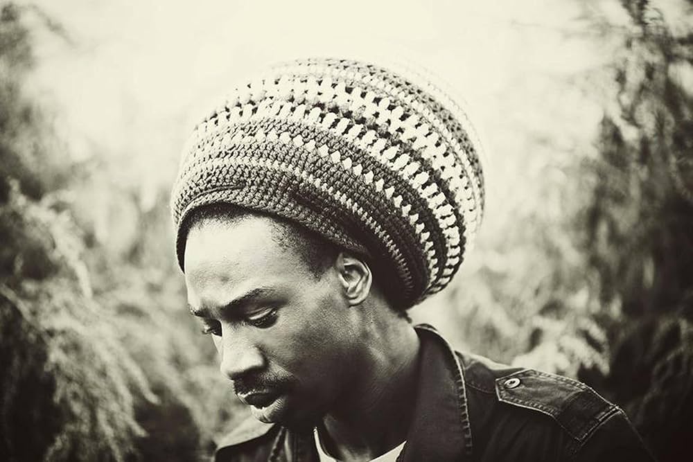 Hira: META & THE CORNERSTONES: Amazon.ca: Music