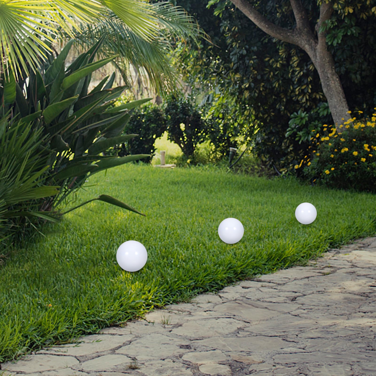 Sfera Riflettente da Giardino in Acciaio Inossidabile Bianco Finitura Specchiata per Decorazione Esterno e Effetto Visivo Interessante