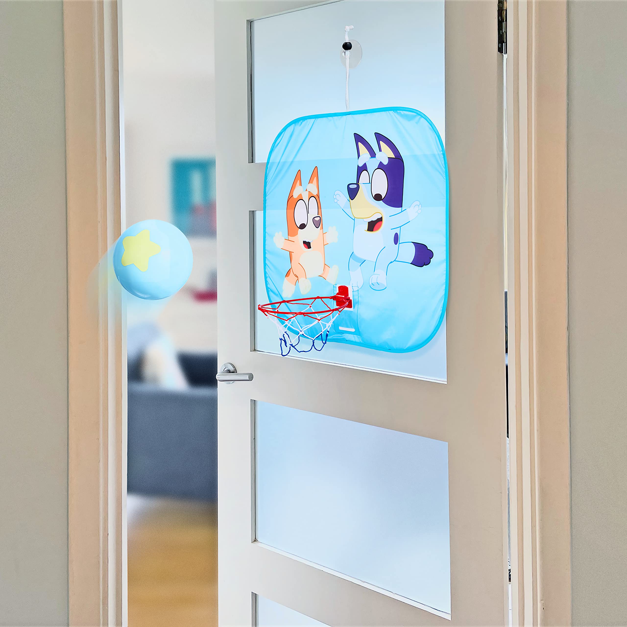 Bluey Juego de Aros de Baloncesto para niños con Baloncesto Inflable para Uso en Interiores y Exteriores