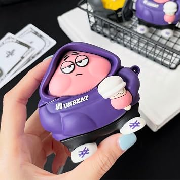 AirPods Pro 2. Nesil Uyumlu Figürlü Darbe Emici Koruyucu Silikon Kulaklık Kılıfı ve ANC Delikli Yedek Silikon Kulaklık Uçları (S/M/L) – İkili Set (Hoodie Patrick Yıldız)