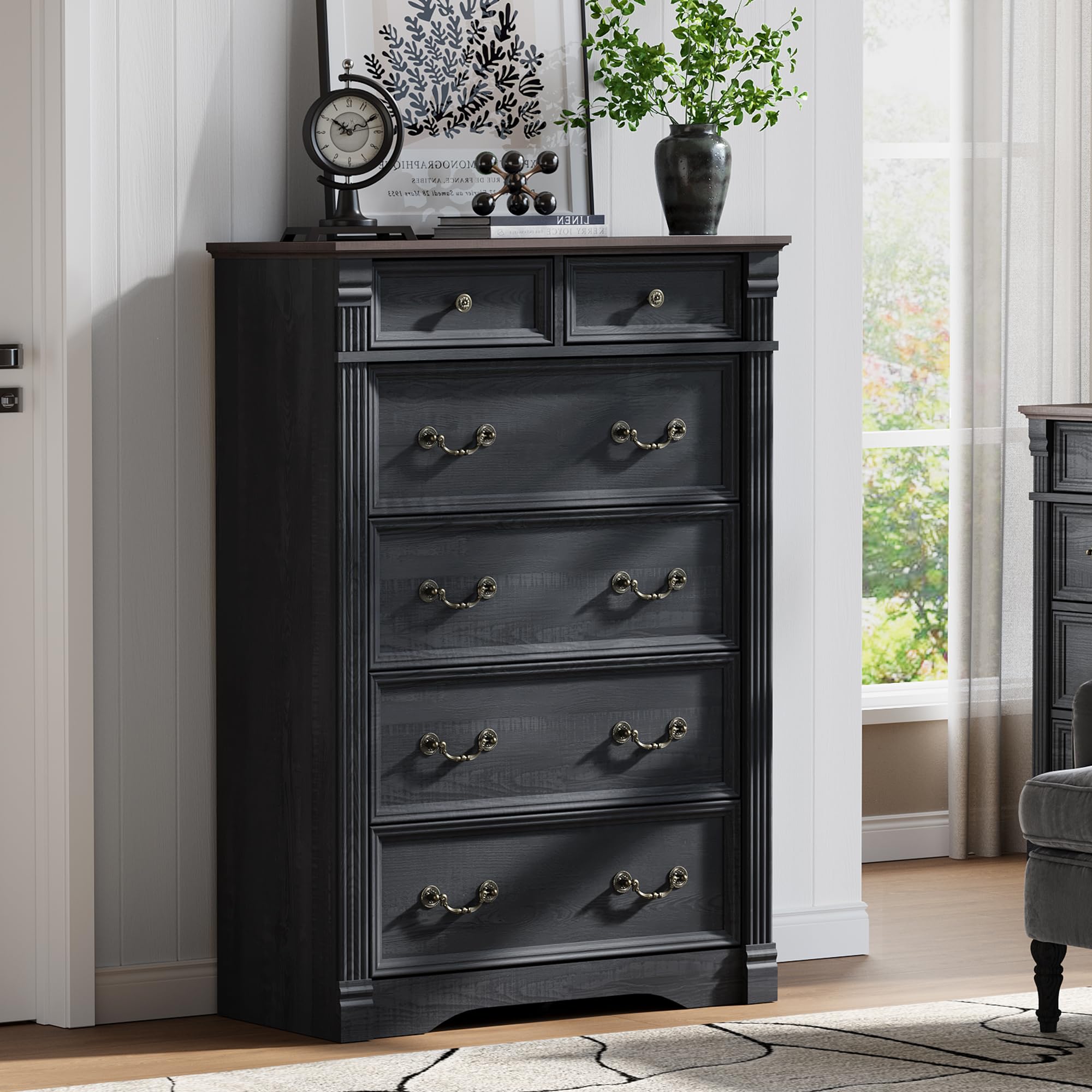 Harpaq Tall Dresser