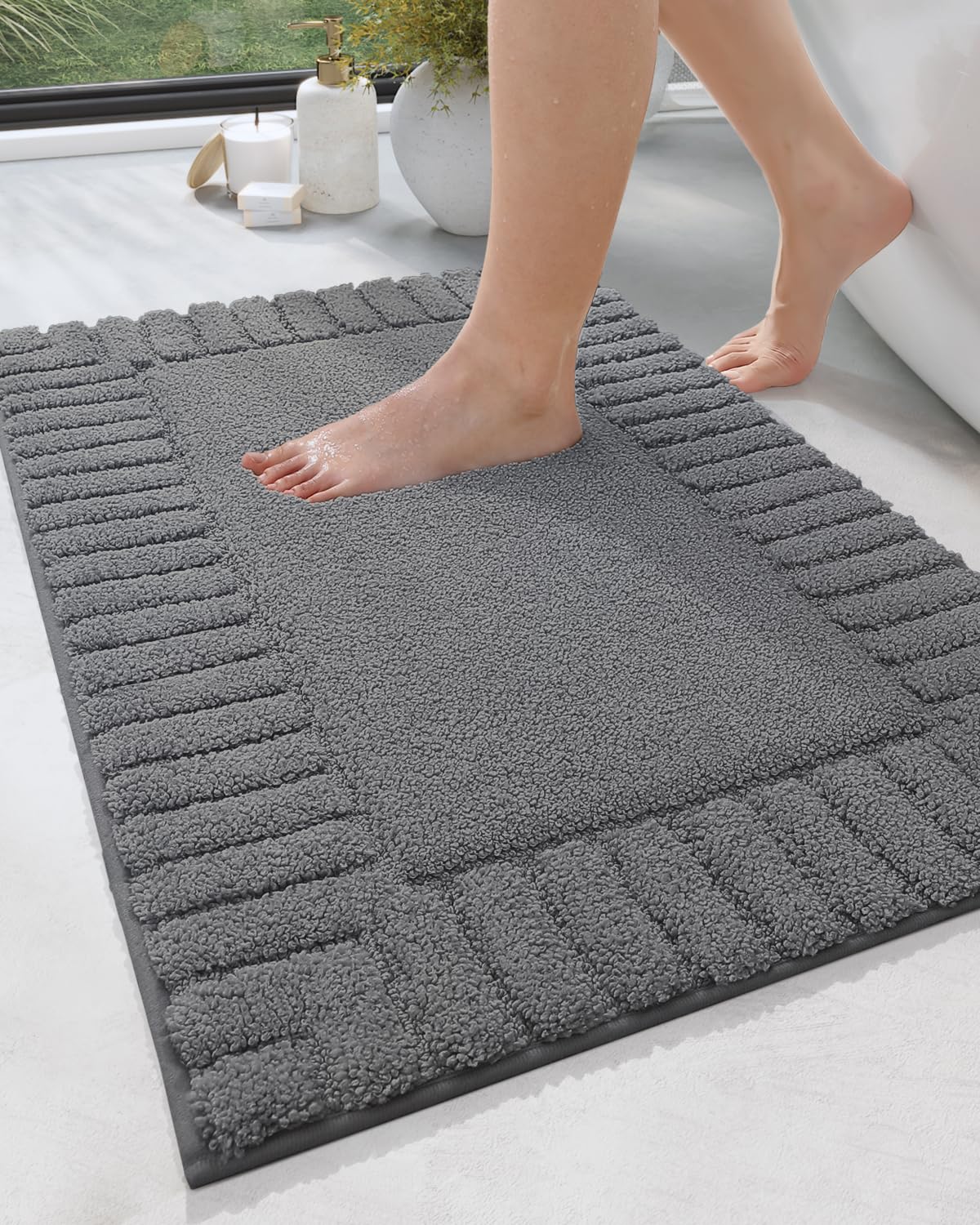 DEXI Bathroom Rug, Non Slip Bath Mats for Floor, Ultra Soft and Absorbent Shower Rugs, Machine Washable Bathmat, 20x32, Grey
