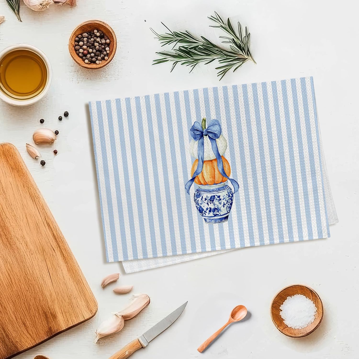 Blue Pumpkin Chinoiserie Kitchen Towels, Fall Bow Pumpkin Hand Towel