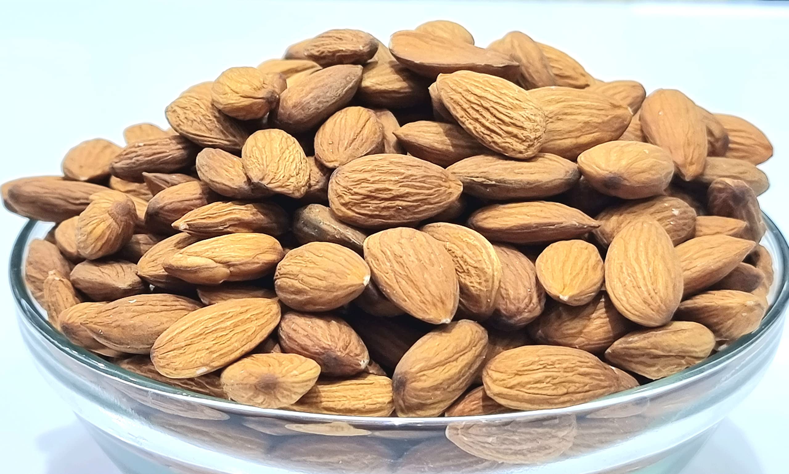 Oya Almond Small (1Kg)