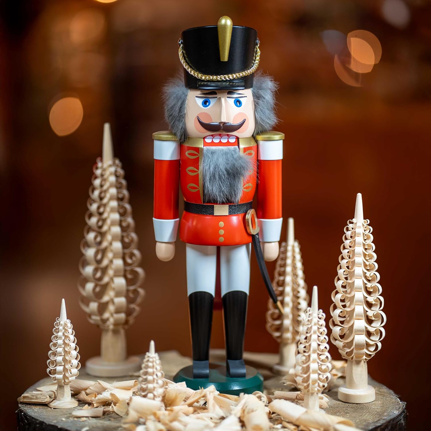 Seiffener Volkskunst, Husar Nutcracker 37 cm, red