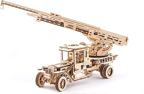 Ugears Kit de modelo de camión de bomberos 3D de madera - Escalera retráctil giratoria accionada por palanca