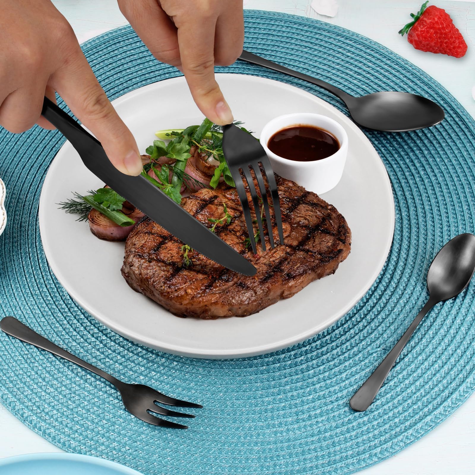 Juego de cubiertos para 6 personas, 30 piezas, color negro mate, juego de cubertería con cuchillo, tenedor, cuchara, juego de cubiertos de acero inoxidable, mate y apto para lavavajillas