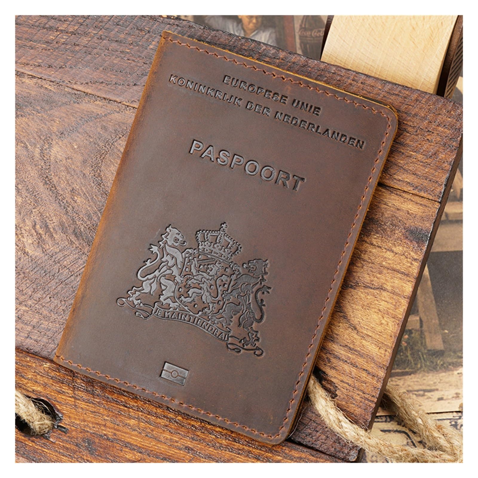 1 custodia for passaporto: portafoglio da viaggio in pelle con scomparti for carte di credito(Brown)