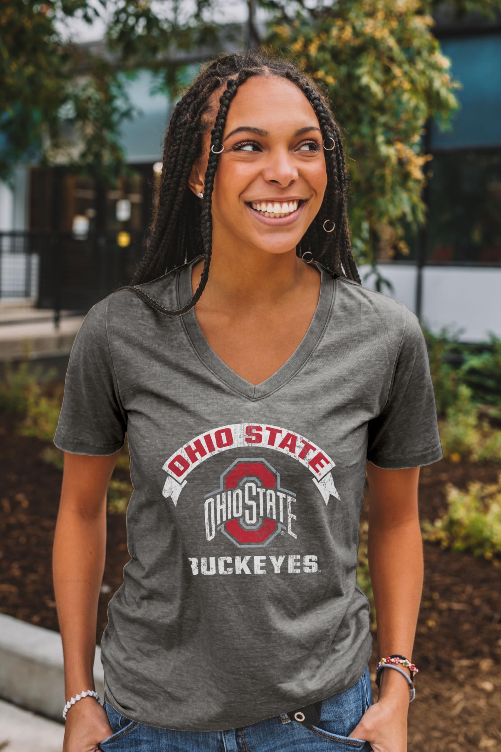 Blue 84 T-Shirt pour Femme sous Licence Officielle NCAA Burnout Vintage Scholar
